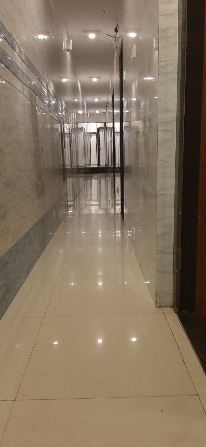 Kf Residency Hotel Мумбай Екстериор снимка
